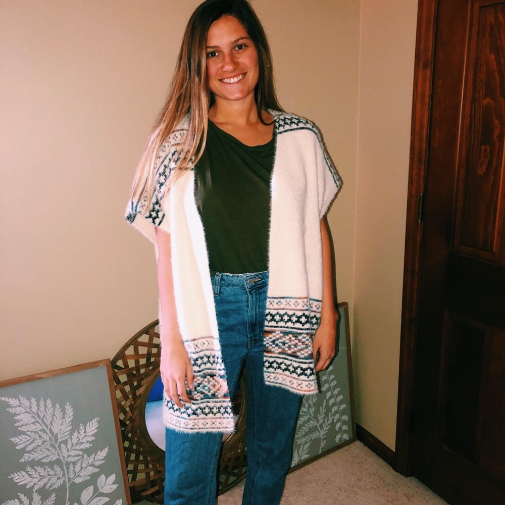 Boho short sleeve sweater!